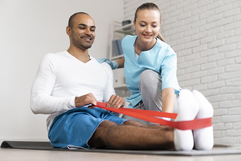 WAYS TO STAY ACTIVE WHILE RECOVERING FROM INJURY